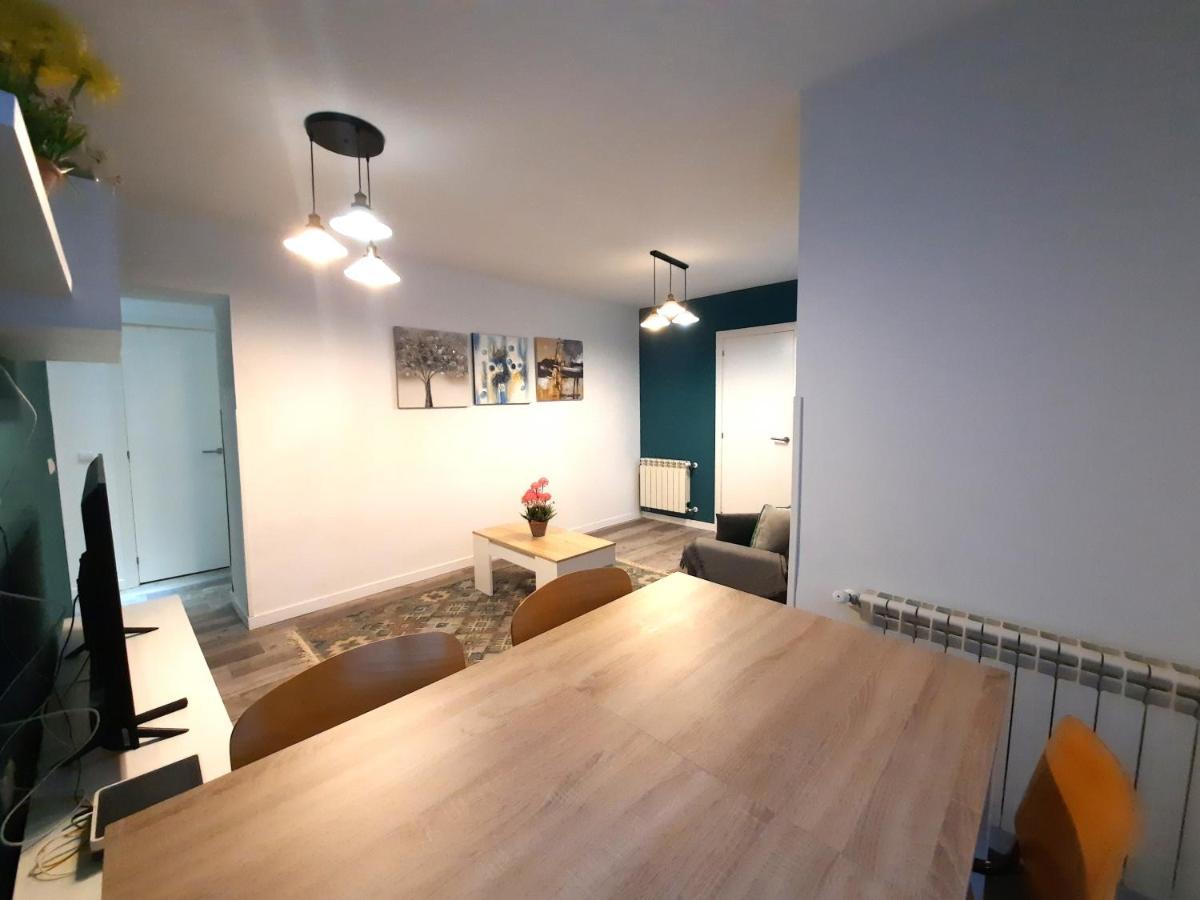 Aeropuerto - Ifema - Wanda - Plenilunio Apartment Madrid
